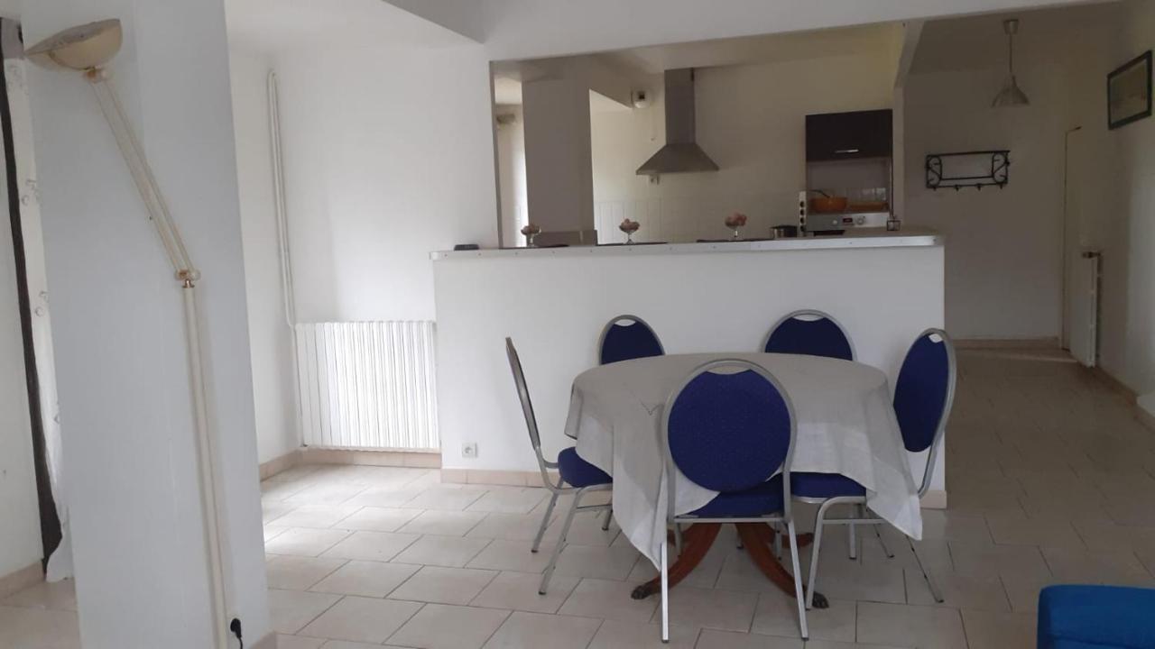 Hotel Du Lac Treignac エクステリア 写真